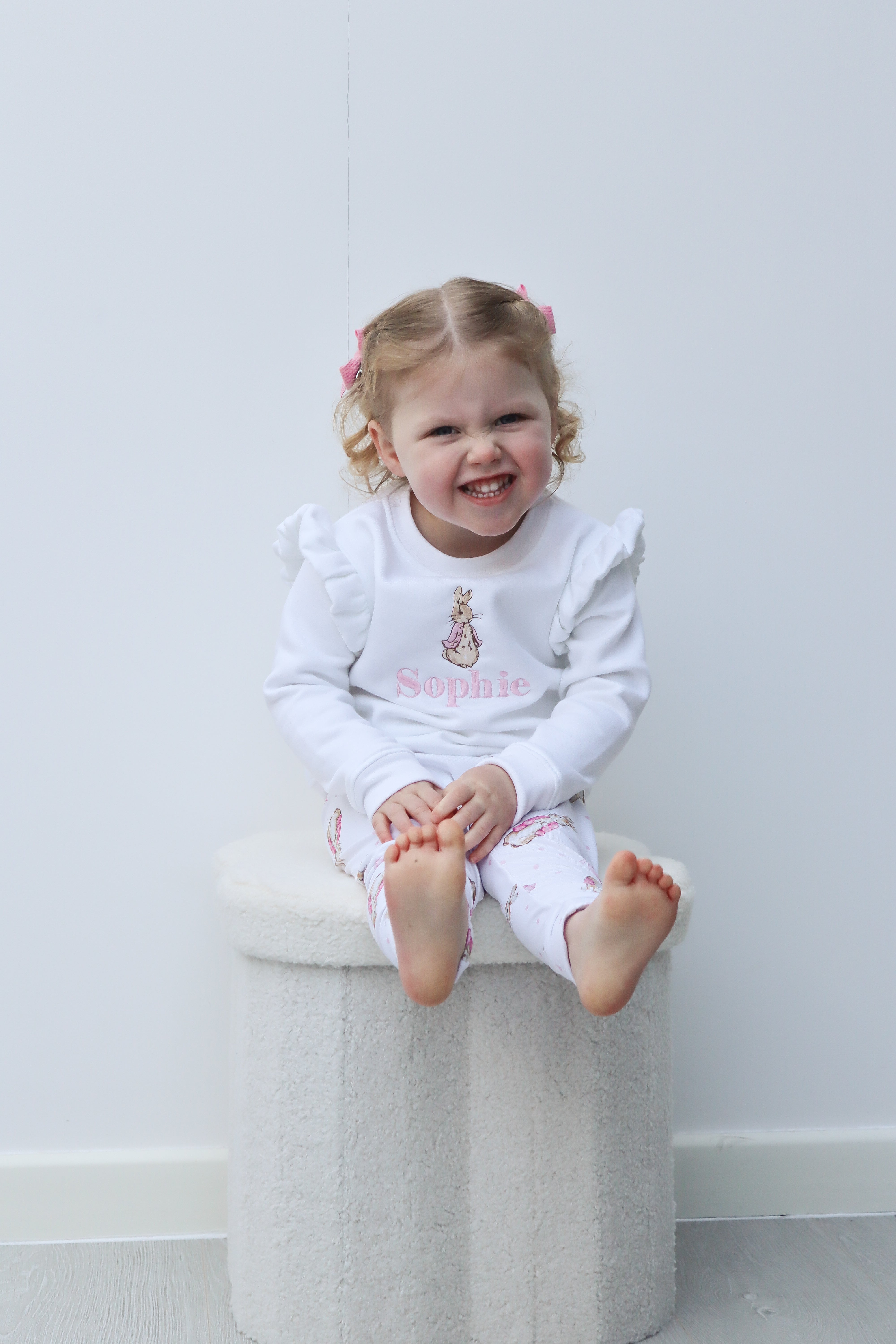 Frilly sweatshirt CHOOSE DESIGN